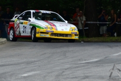 201207080052.jpg