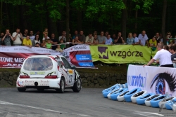 201207080063.jpg