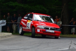 201207080076.jpg
