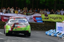 201207080093.jpg