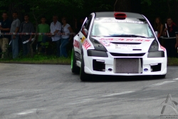 201207080100.jpg