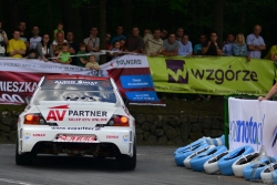 201207080109.jpg