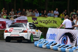 201207080110.jpg