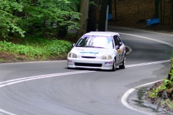 201207080161.jpg