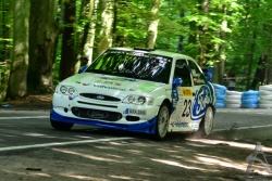 201207080175.jpg