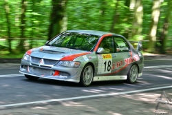 201207080181.jpg