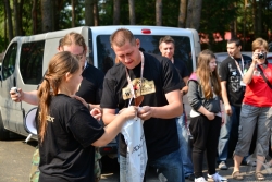 201209020423.jpg