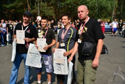 201209020436.jpg