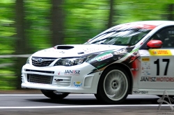 201107100185a.jpg