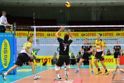 201211300050_01.jpg